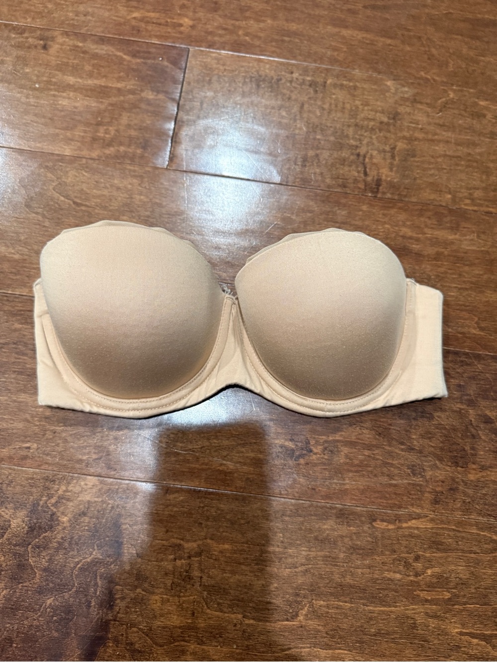 Calvin Klein Strapless Bra in Nude